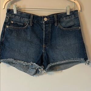 Medium-Dark Wash Jean Shorts with Frayed Hem and High-Rise Fit